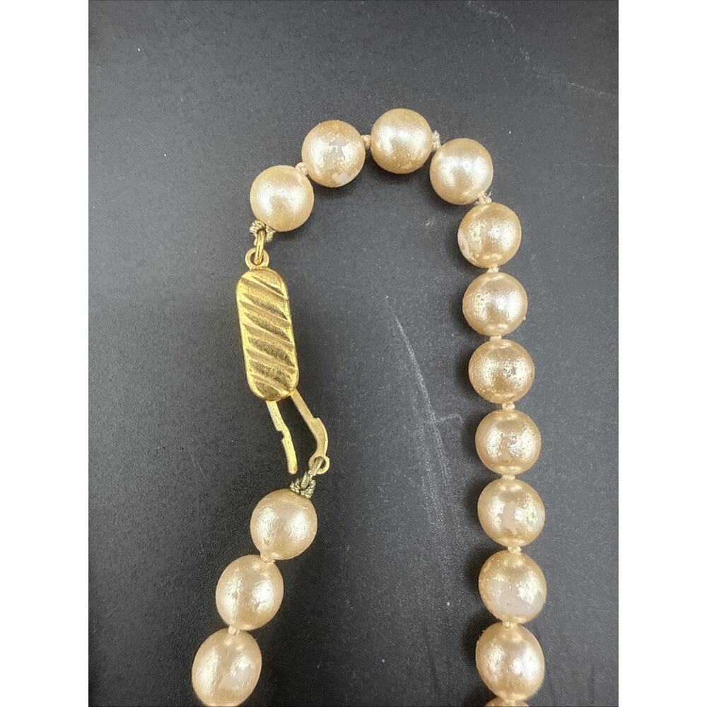 Lot Of 3 Vintage Faux Pearl Necklaces - Picture 3 of 4